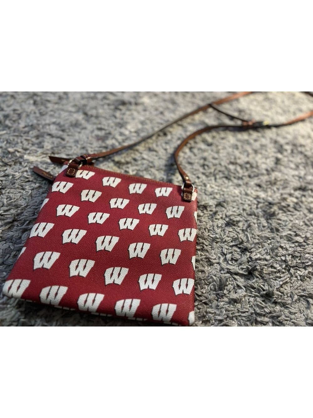 Dooney & Bourke Wisconsin Badgers bag - Thumbnail 3