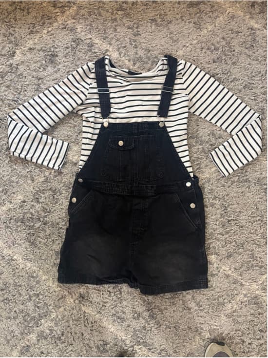 Overalls outfit - Thumbnail 5