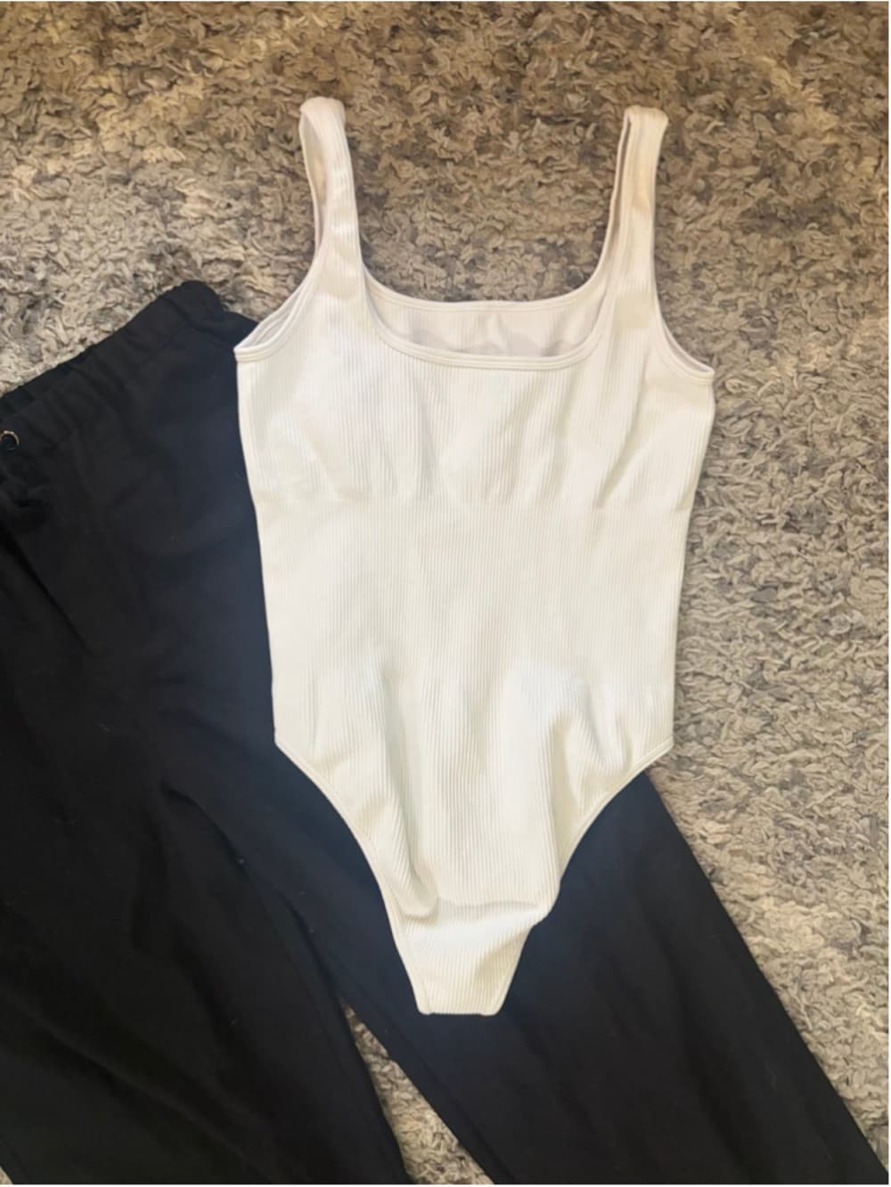 Pants outfit - Thumbnail 3