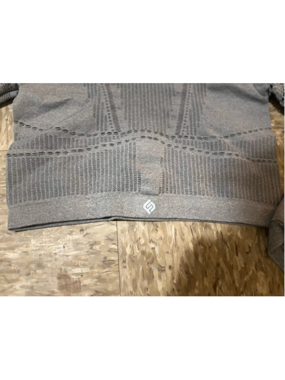 FashionNova Athletic Tops Bundle - Thumbnail 7