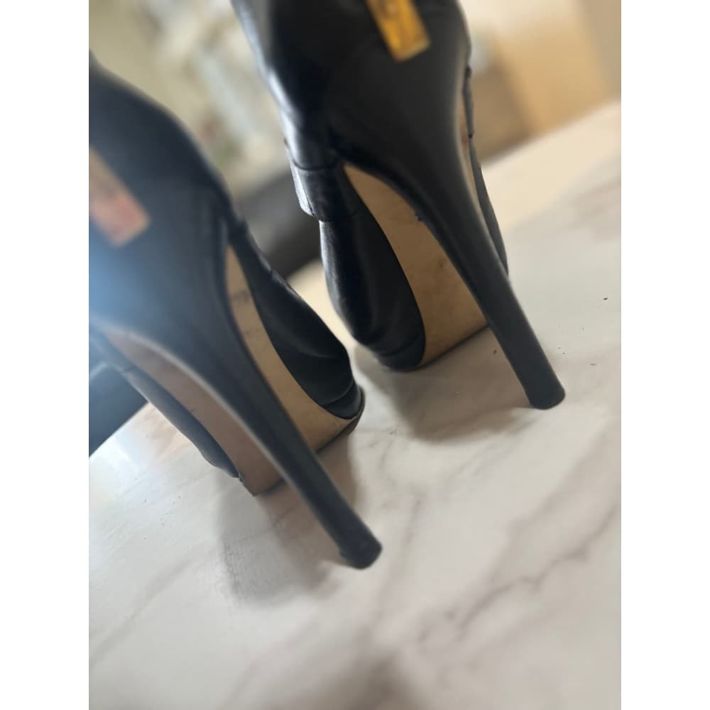 Michael Kors heels - Thumbnail 3