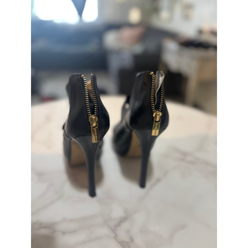 Michael Kors heels - Thumbnail 2