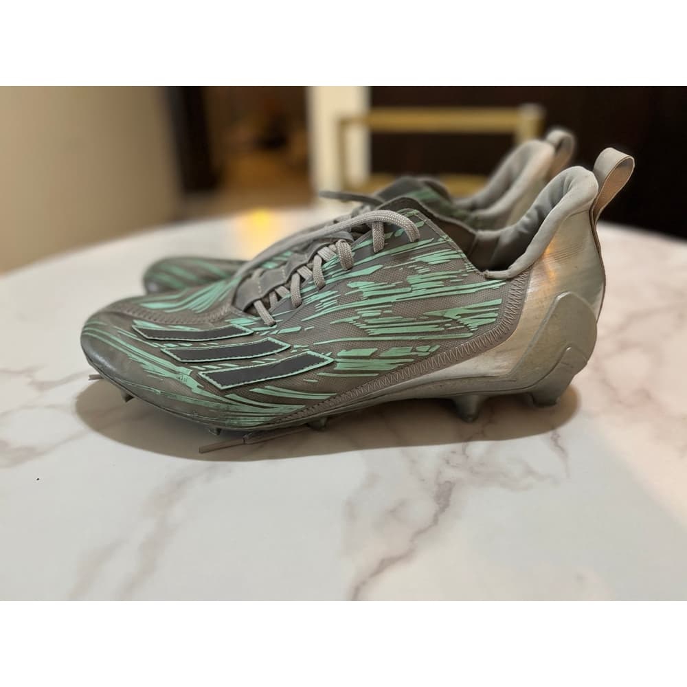 Adidas cleats - Thumbnail 2