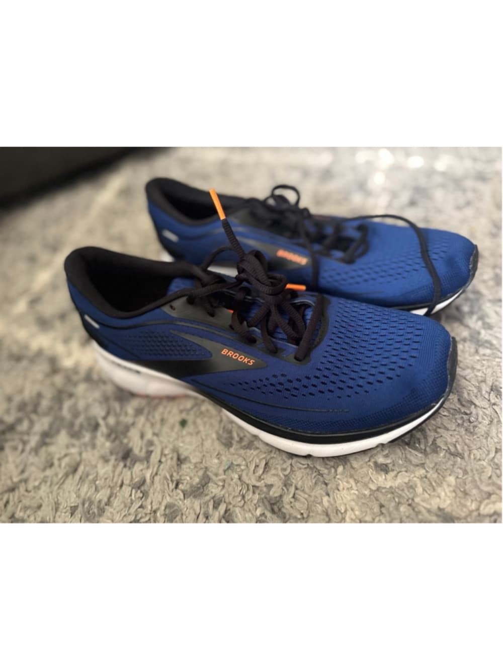 Brooks Tennis Shoes