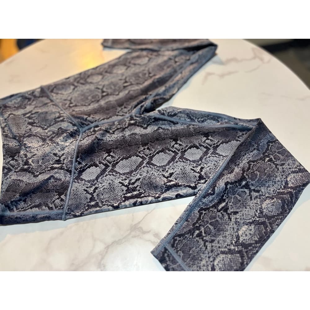 Victoria Secrets leggings