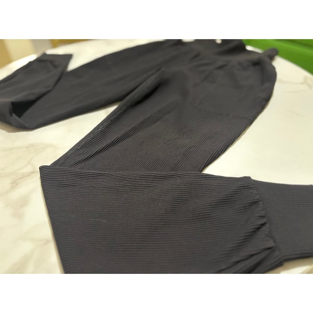 Athleta M Medium Salutation Jogger,