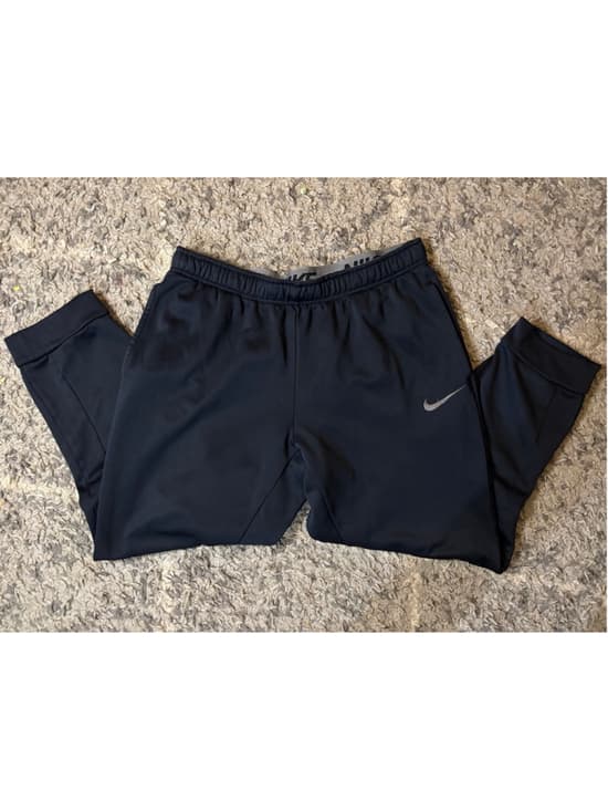 Nike joggers - Thumbnail 4