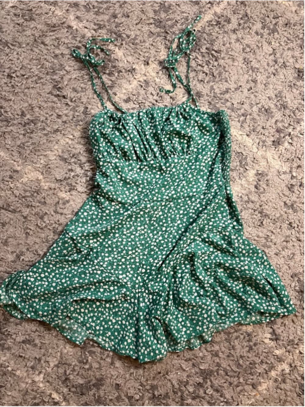 Green romper - Thumbnail 2