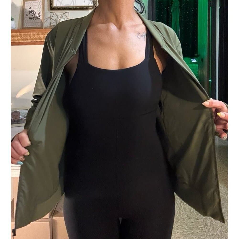 Banana Republic Women's Bomber GREEN Jacket - Thumbnail 3