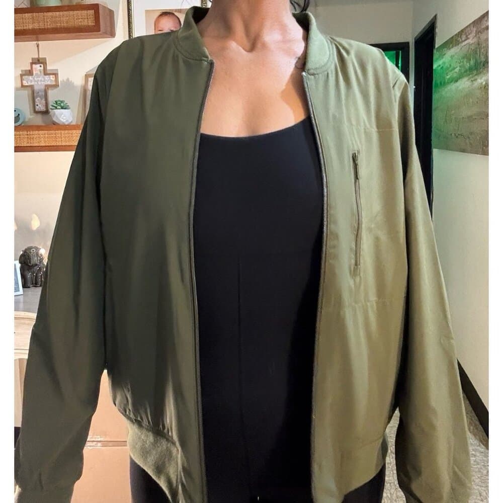 Banana Republic Women's Bomber GREEN Jacket