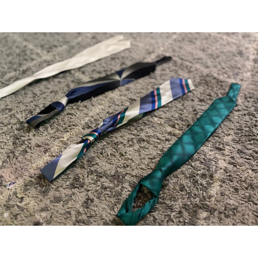 Series 4 ties - Thumbnail 2