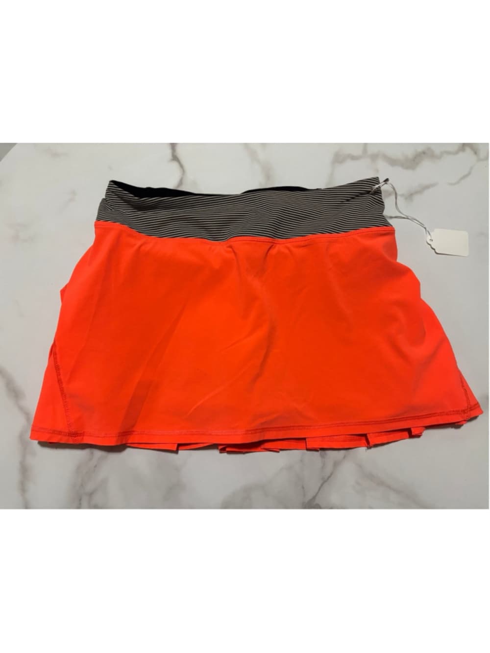 Lululemon skirt - Thumbnail 2