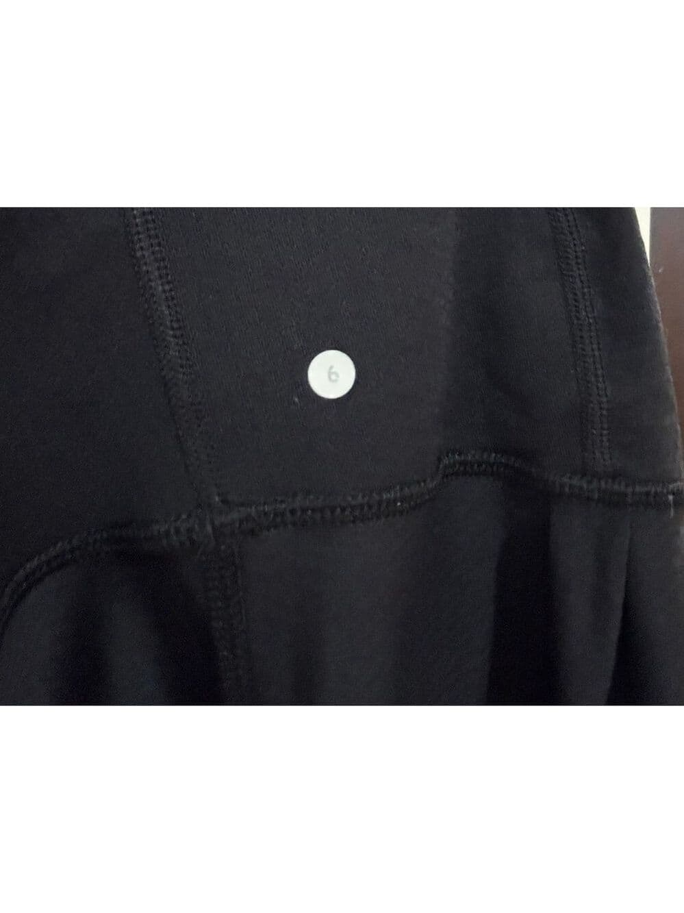 Lululemon Elevate Black Tank Top Size 6 Cinch Waist - Thumbnail 4
