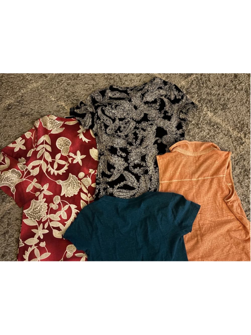 5 shirt Bundle - Thumbnail 3