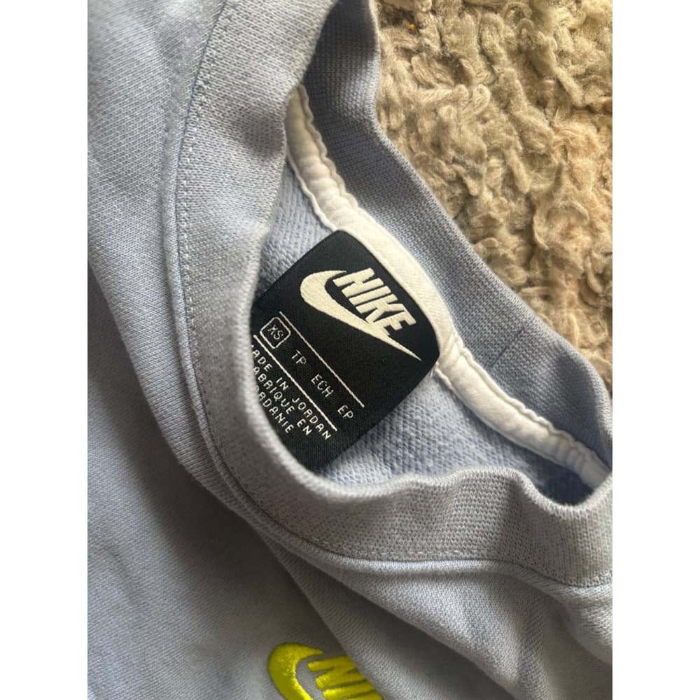 Nike sweater