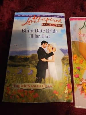 Lot of 2 Love Inspired Inspirational Romance Larger Print Paperback Books - Thumbnail 3