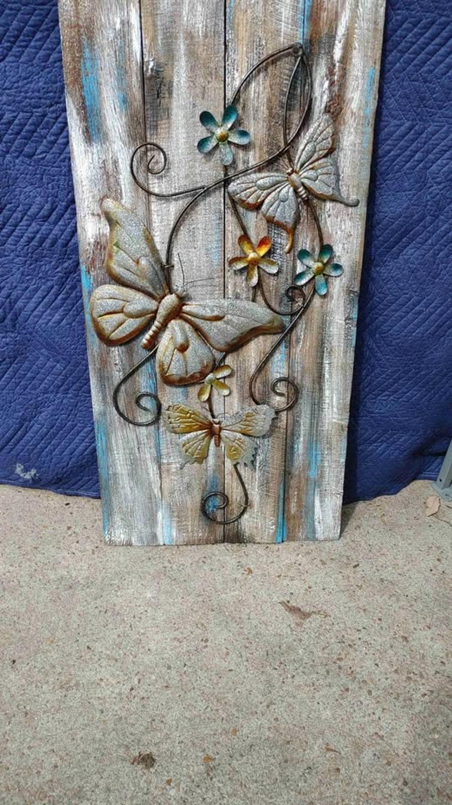 Rustic Butterfly and Flower Wall Decor Panel - Thumbnail 5