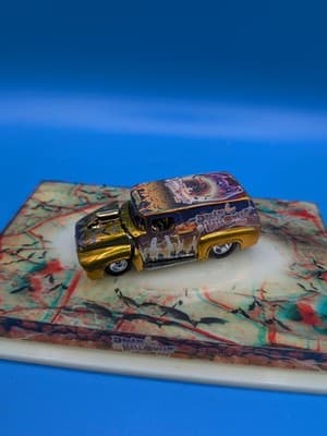 HOT WHEELS 1/64 2005 DREAM HALLOWEEN 1956 FORD F-100 PANEL Limited Edition - Thumbnail 3