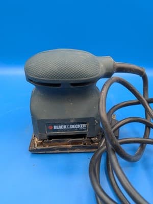 BLACK AND DECKER , SHEET PALM SANDER - Thumbnail 2