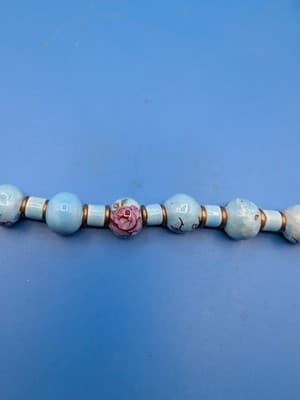 Vintage Necklace Hand Painted Sky Blue Pinkish Flower Beads Beautiful See Photos - Thumbnail 4