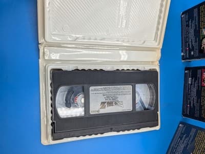 Dragon Ball Z VHS Funimation Anime Series (Lot Of 4 VHS Tapes) - Good Condition - Thumbnail 16