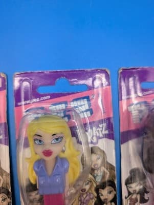 PEZ Bratz Candy Dispensers Lot of 3 Sealed - EUROPEAN (See Images) Rare!!! - Thumbnail 9