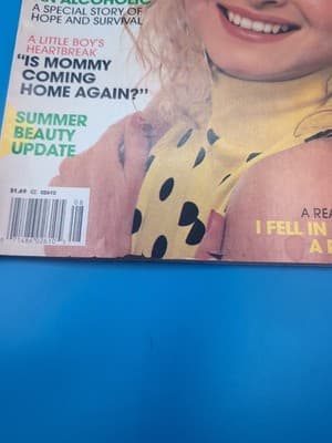 TRUE STORY Magazine, AUGUST 1989, LUCILLE BALL'S OWN SPECIAL MEMORIES, ROCK STAR - Thumbnail 3