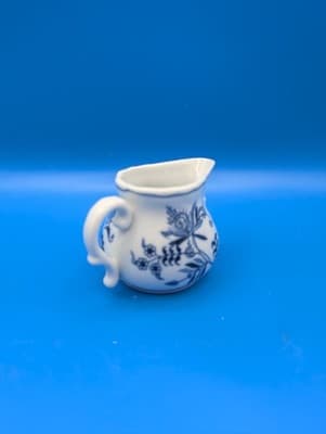 Vintage Blue Danube Onion Japan Milk & Creamer floral jug pitcher Blue and White - Thumbnail 4