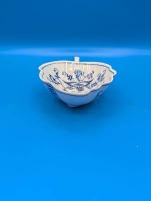 Blue Danube Blue Onion Candy Leaf Dish, 5 3/4" - Thumbnail 4