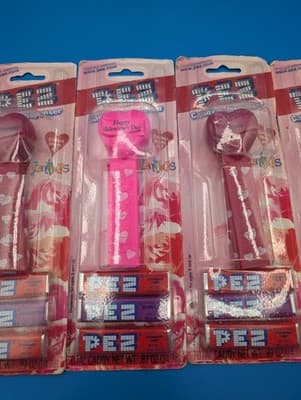 Lot of 5 Valentines Day themed Pez new NIP sealed - Thumbnail 11