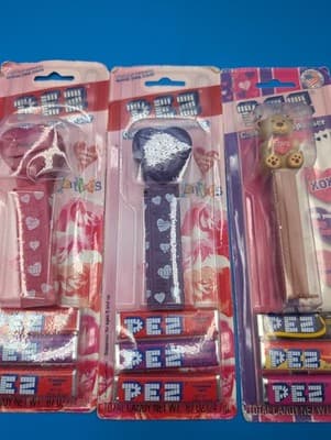 Lot of 5 Valentines Day themed Pez new NIP sealed - Thumbnail 9