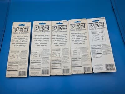Lot of 5 Valentines Day themed Pez new NIP sealed - Thumbnail 18