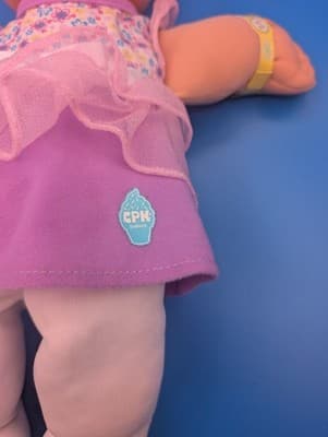 Cabbage Patch Kids Doll, 25th Premier Edition 'Babies' series - Thumbnail 3