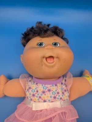 Cabbage Patch Kids Doll, 25th Premier Edition 'Babies' series - Thumbnail 2