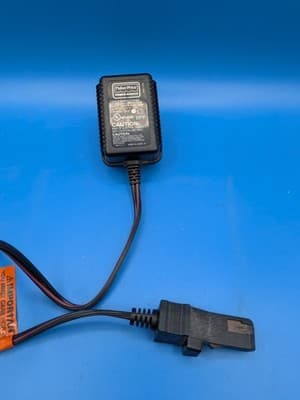 Fisher Price Power Wheels 12 Volt Charger 00801-1778 - Thumbnail 2