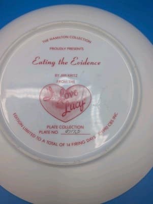 I Love Lucy "Eating The Evidence" Hamilton Collection Plate 1990 Kritz - Thumbnail 5