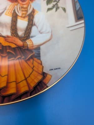 I LOVE LUCY Queen of the Gypsies Hamilton Collection Plate - Thumbnail 2