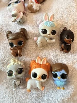 L.O.L. Surprise! Dolls Lot OVER 100 Pieces Pets Accessories LOL 2016 2017 2018 - Thumbnail 18
