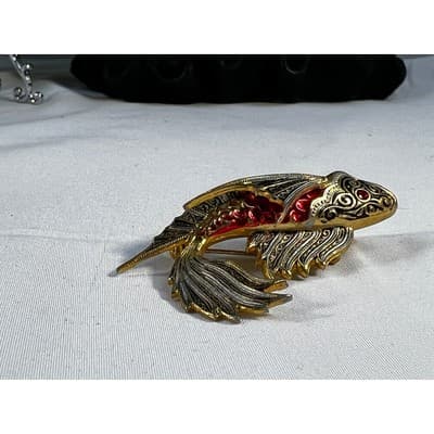 Vintage Koi FIsh Brooch Gold Tone Carp Ornate Toledo Damascene Style 2" Pin - Thumbnail 12