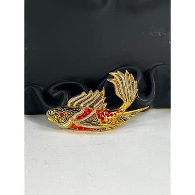 Vintage Koi FIsh Brooch Gold Tone Carp Ornate Toledo Damascene Style 2" Pin - Thumbnail 2
