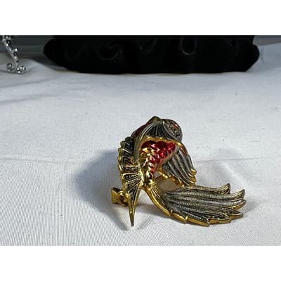 Vintage Koi FIsh Brooch Gold Tone Carp Ornate Toledo Damascene Style 2" Pin - Thumbnail 11