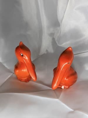 Rare Orange Red Pelican Bird Salt Pepper Shakers w/ Corks Japan Vintage Toucan - Thumbnail 2