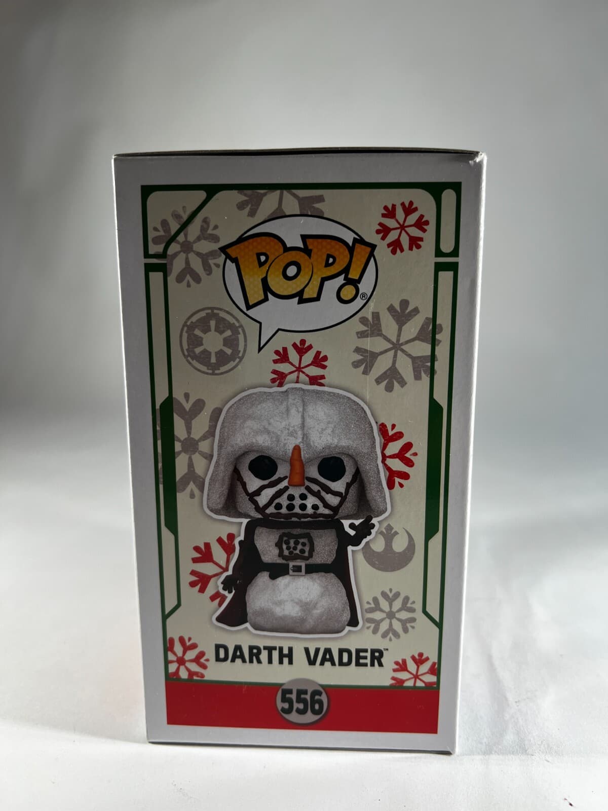 NEW Funko Pop! Star Wars Darth Vader 556 Christmas 2022 Snow - Thumbnail 4
