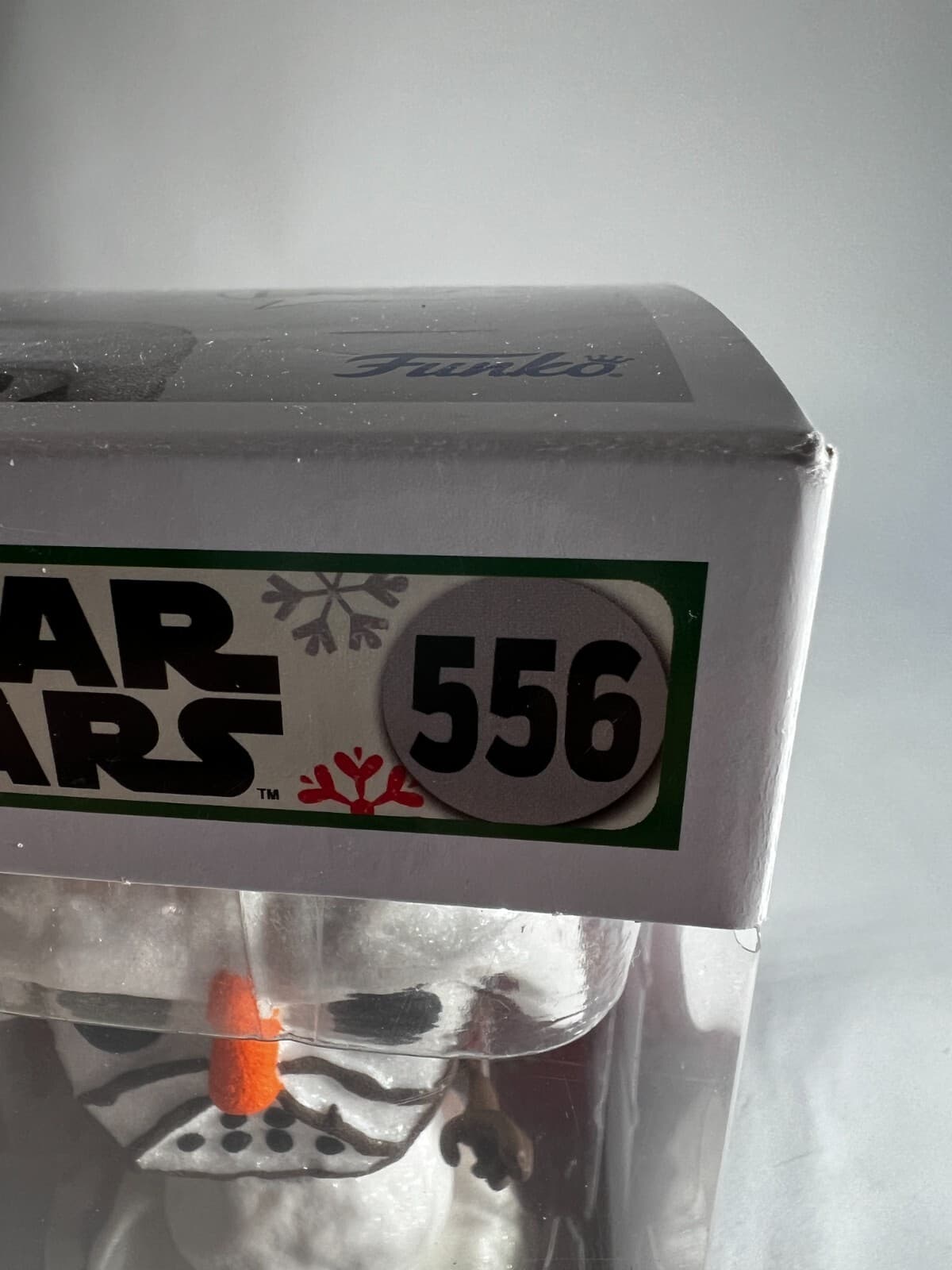 NEW Funko Pop! Star Wars Darth Vader 556 Christmas 2022 Snow - Thumbnail 8