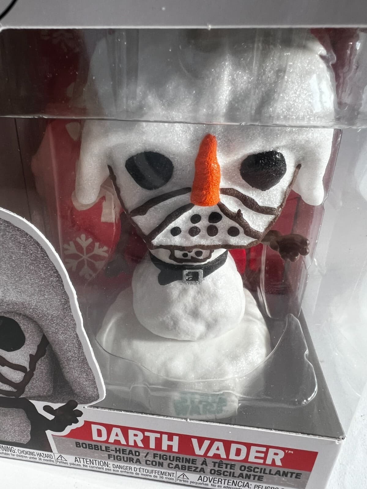 NEW Funko Pop! Star Wars Darth Vader 556 Christmas 2022 Snow - Thumbnail 7
