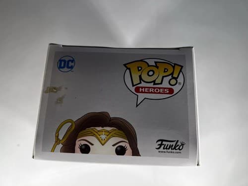 Funko Pop! Heroes: DC WW84 Wonder Woman #321 Vinyl Figure In Box - Thumbnail 5