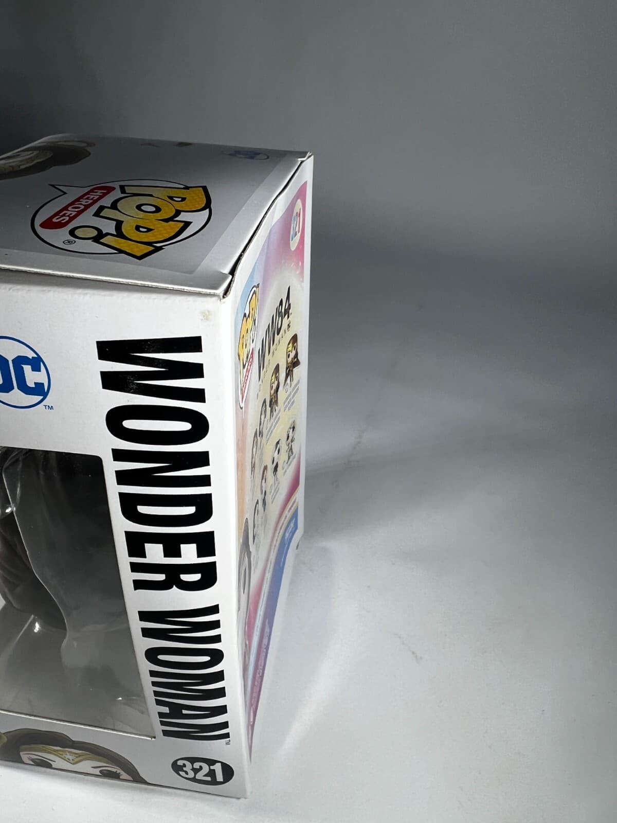 Funko Pop! Heroes: DC WW84 Wonder Woman #321 Vinyl Figure In Box - Thumbnail 7
