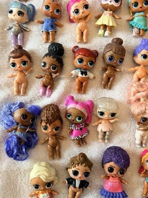 L.O.L. Surprise! Dolls Lot OVER 100 Pieces Pets Accessories LOL 2016 2017 2018 - Thumbnail 21