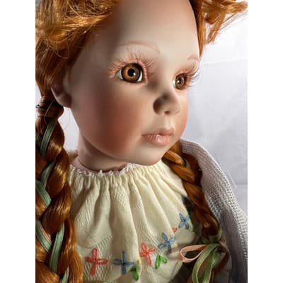 Molly Porcelain Doll Danbury Mint Irish Ireland Peggy Dey 20" 1994 - Thumbnail 15