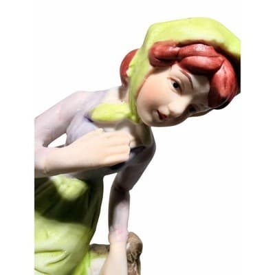 Vintage Figurine Ceramic Porcelain Girl in Green w Goose Sitting on Tree Stump - Thumbnail 9